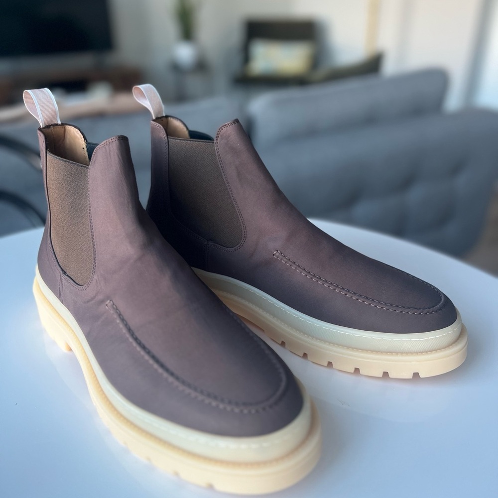 Men's Brown Chelsea Lug Sole Boots - Casual Slip-On Style
